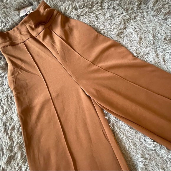 Culottes Pants - Picture 4 of 5